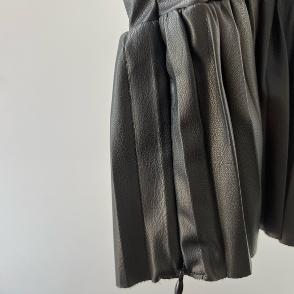 Brand new with tags ZARA Vegan Leather top - Picture 3 of 5